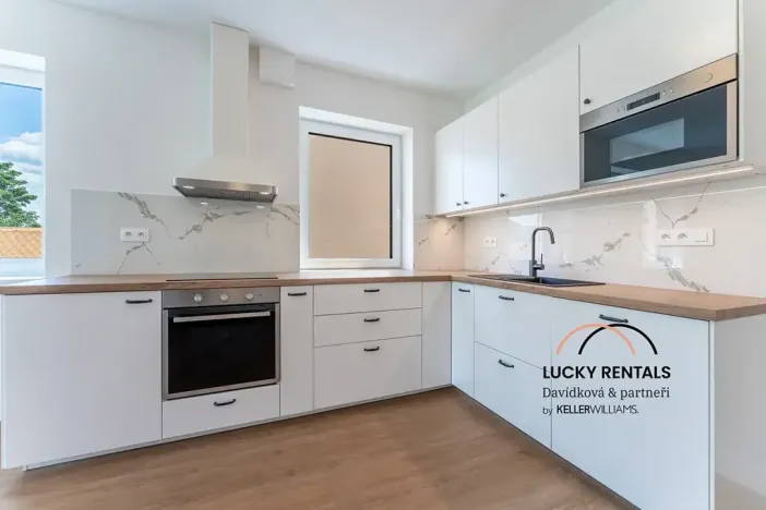 Pronájem bytu 3+kk, Řehenice, 91 m2
