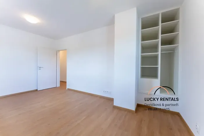 Pronájem bytu 3+kk, Řehenice, 91 m2