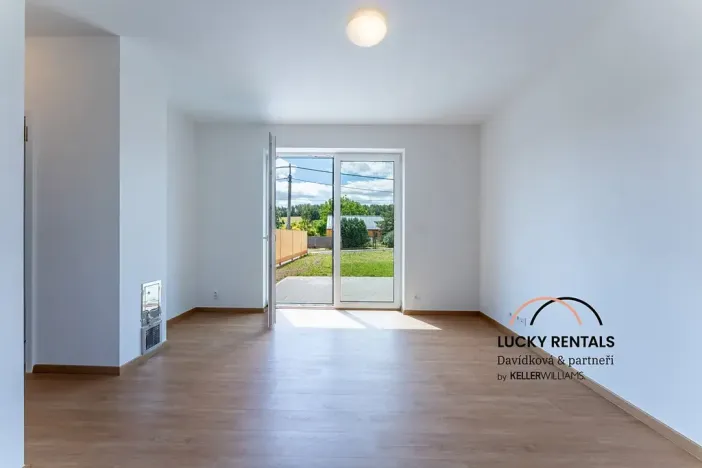 Pronájem bytu 3+kk, Řehenice, 77 m2