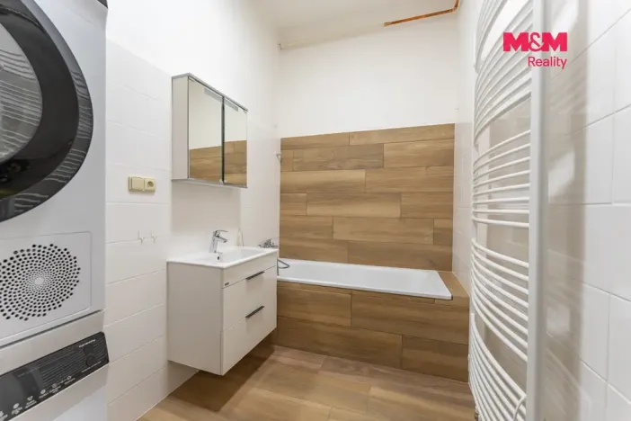 Pronájem bytu 3+1, Poděbrady - Poděbrady III, Komenského, 127 m2