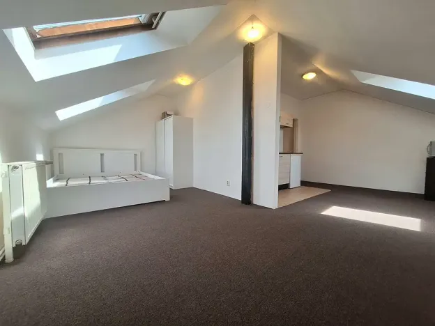 Pronájem bytu 1+kk, Brno - Židenice, Kuklenská, 37 m2