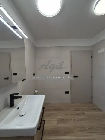 Pronájem bytu 2+kk, Šlapanice, 47 m2