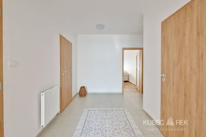 Pronájem bytu 3+kk, Praha - Uhříněves, Oty Bubeníčka, 86 m2