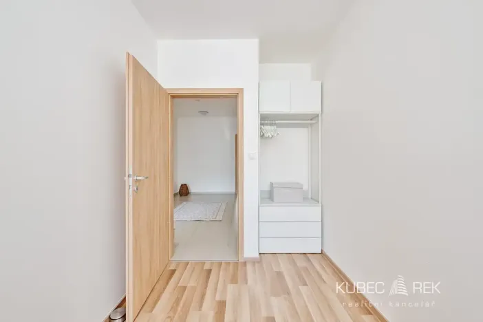 Pronájem bytu 3+kk, Praha - Uhříněves, Oty Bubeníčka, 86 m2
