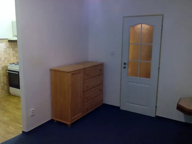 Pronájem bytu 2+kk, Praha, U Dívčích hradů, 54 m2