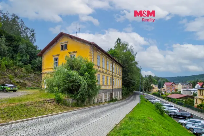 Prodej činžovního domu, Kraslice, Kpt. Jaroše, 587 m2