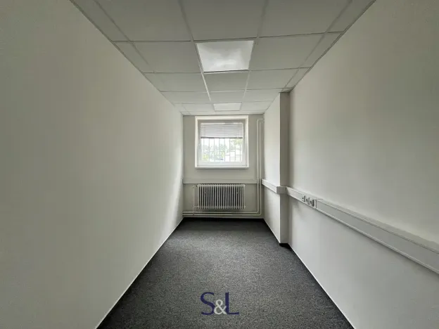 Pronájem skladu, Liberec, Partyzánská, 95 m2
