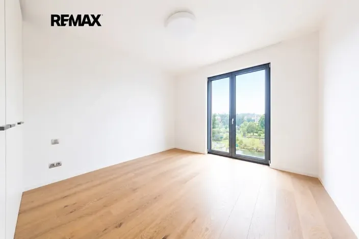 Prodej bytu 3+kk, Praha - Libeň, Menclova, 101 m2