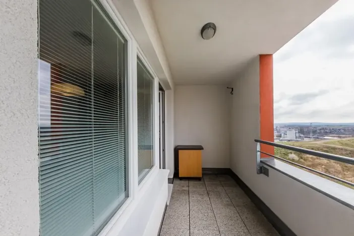 Pronájem bytu 1+kk, Praha - Horní Měcholupy, Mantovská, 45 m2