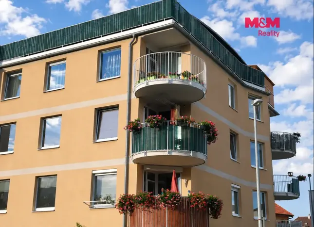 Prodej bytu 3+kk, Praha - Újezd, Pastevců, 88 m2