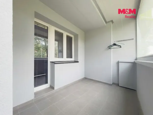 Prodej bytu 2+1, Karviná - Mizerov, tř. Těreškovové, 51 m2
