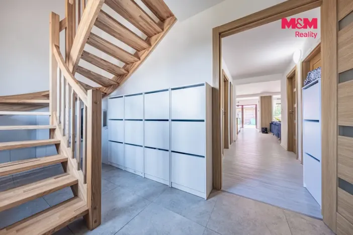 Prodej bytu 4+kk, Úvaly, Smrková, 142 m2