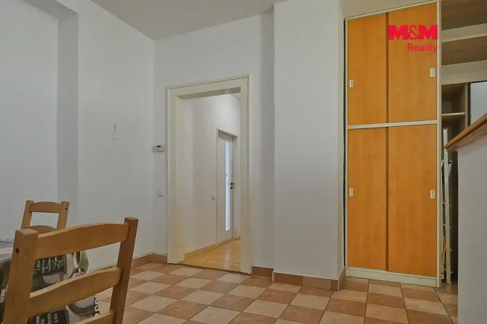 Pronájem bytu 4+1, Čáslav - Čáslav-Nové Město, Husova, 98 m2