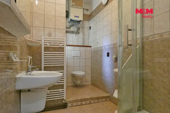 Pronájem bytu 4+1, Čáslav - Čáslav-Nové Město, Husova, 98 m2