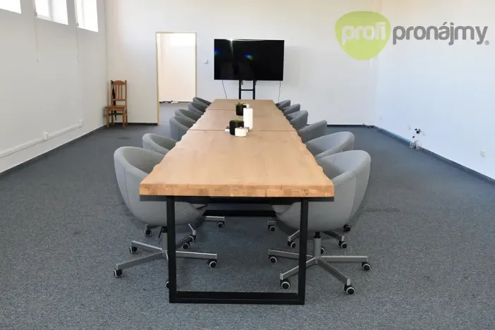 Pronájem výrobních prostor, Ostrava, Cihelní, 701 m2