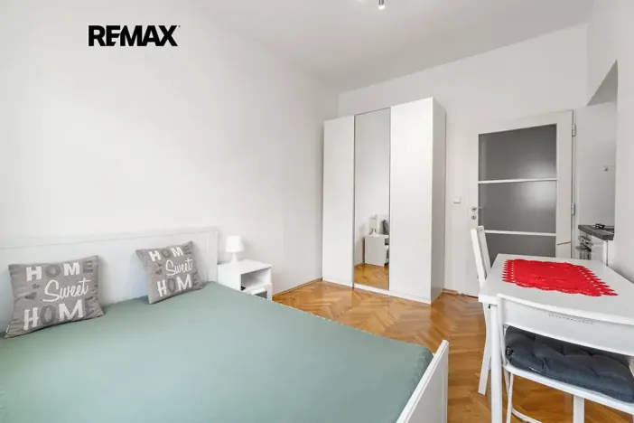 Pronájem bytu 1+kk, Praha - Střešovice, Za Hládkovem, 22 m2