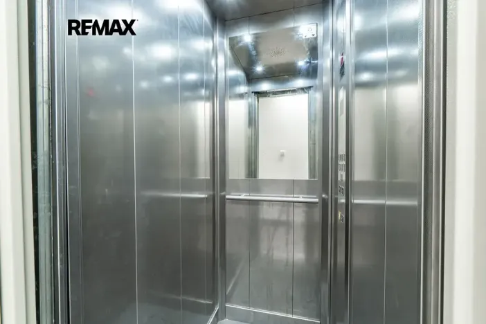 Pronájem bytu 1+kk, Praha - Střešovice, Za Hládkovem, 22 m2