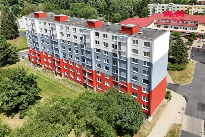 Prodej bytu 3+1, Klášterec nad Ohří, Školní, 64 m2