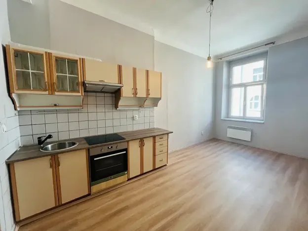 Pronájem bytu 1+1, Praha, 60 m2