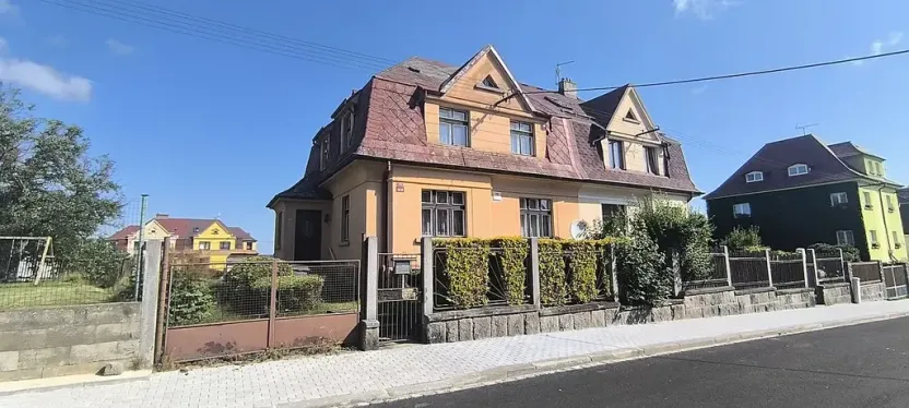 Prodej rodinného domu, Aš, Květnová, 250 m2