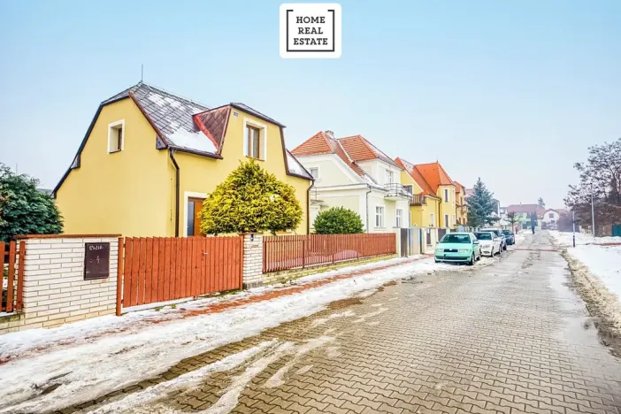 Pronájem apartmánu, Praha - Dolní Měcholupy, U svornosti, 117 m2