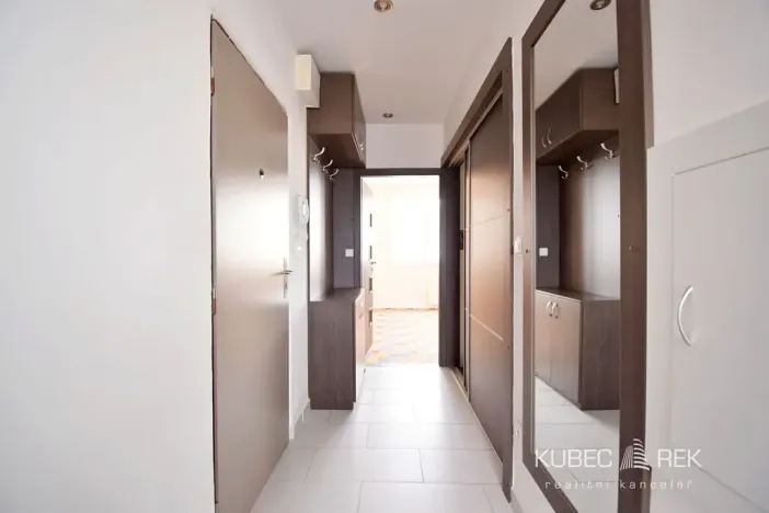 Pronájem bytu 3+1, Tábor, Buzulucká, 63 m2