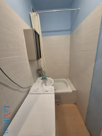 Pronájem bytu 1+kk, Praha - Záběhlice, Přesličková, 30 m2