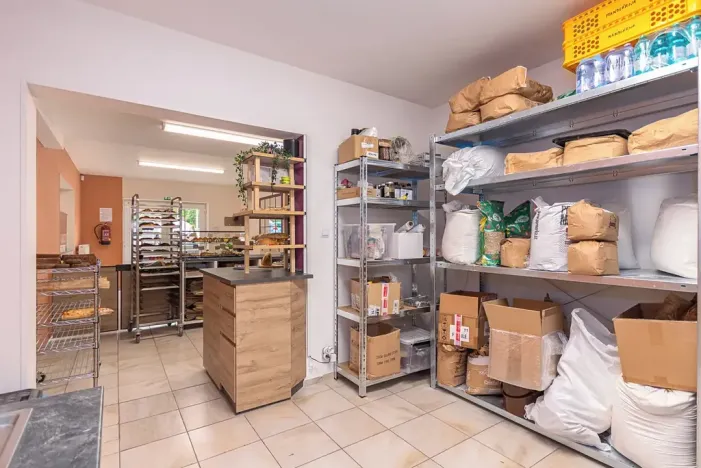 Prodej obchodního prostoru, Praha - Vršovice, Petrohradská, 68 m2