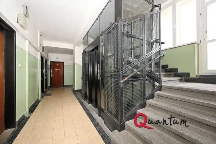 Pronájem bytu 1+kk, Praha - Žižkov, Baranova, 29 m2
