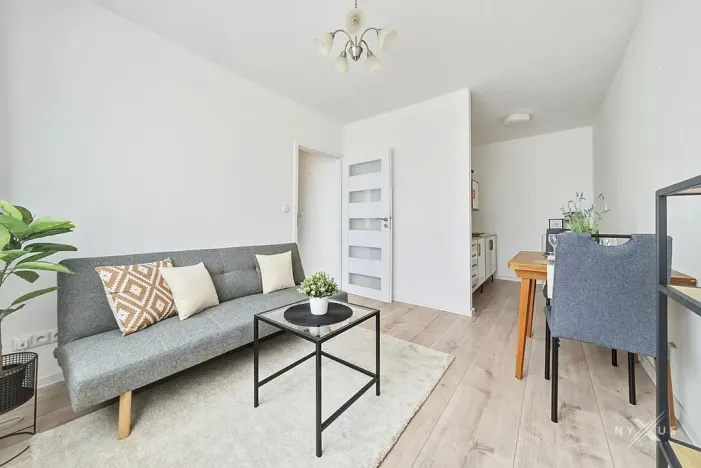 Prodej bytu 2+kk, Praha - Kobylisy, Šimůnkova, 32 m2