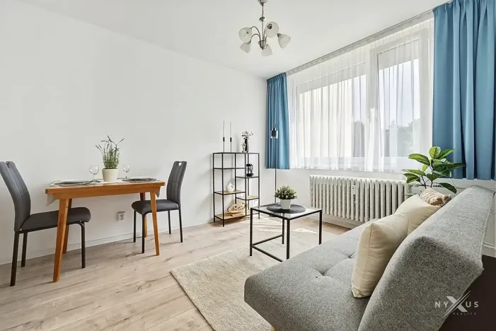 Prodej bytu 2+kk, Praha - Kobylisy, Šimůnkova, 32 m2