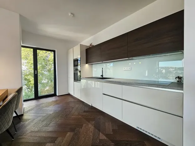 Prodej bytu 2+kk, Praha - Smíchov, K Závěrce, 79 m2