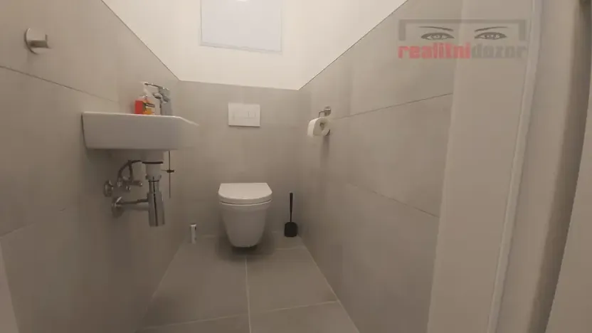 Pronájem bytu 2+kk, Brno, Střední, 67 m2