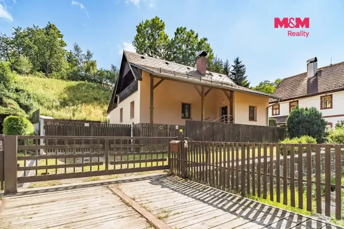 Prodej rodinného domu, Merboltice, 266 m2