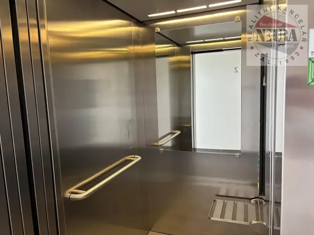 Pronájem bytu 2+kk, Praha - Modřany, Soukalova, 65 m2