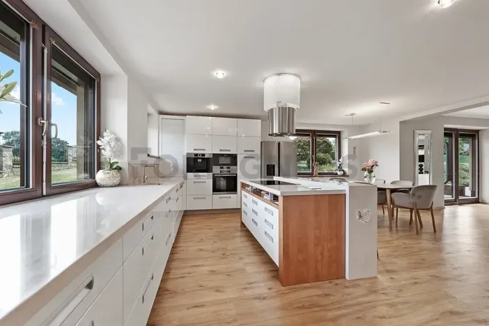Prodej rodinného domu, Rybí, 340 m2