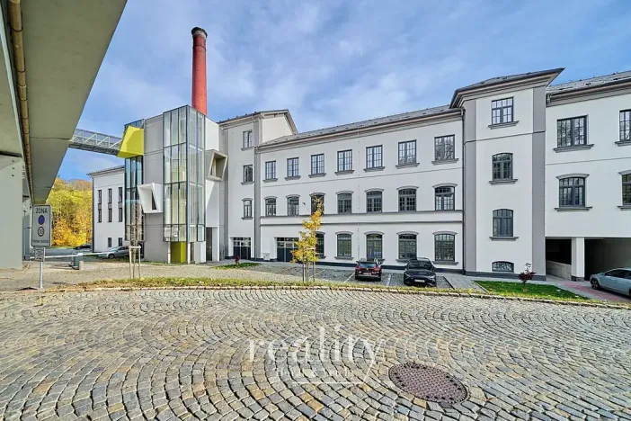 Pronájem bytu 1+kk, Jihlava, Křižíkova, 52 m2