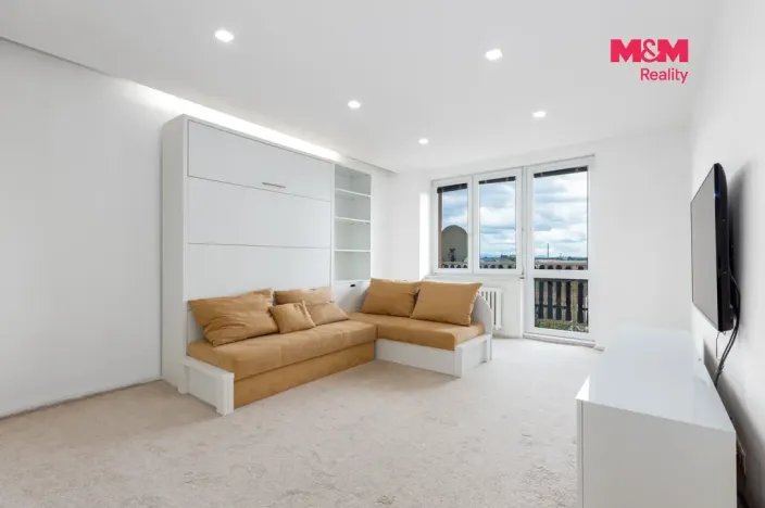 Prodej bytu 2+1, Ostrava - Mariánské Hory, Korunní, 58 m2
