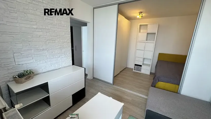 Pronájem bytu 1+1, Vyškov, Sídliště Osvobození, 26 m2