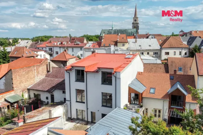 Pronájem bytu 2+kk, Nymburk, Dlouhá třída, 59 m2