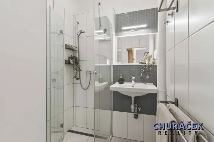 Prodej bytu 2+1, Praha - Vršovice, Kubánské náměstí, 61 m2