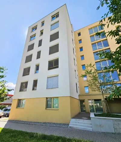 Prodej bytu 1+kk, Otrokovice, Příčná, 30 m2