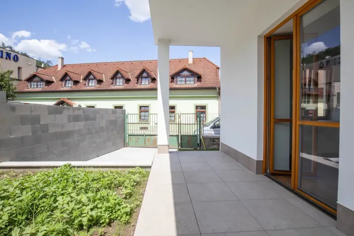 Pronájem bytu 3+kk, Praha - Radotín, Na Výšince, 58 m2
