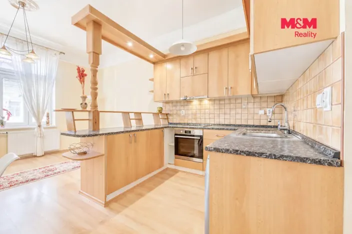 Prodej bytu 4+kk, Mariánské Lázně, Husova, 90 m2