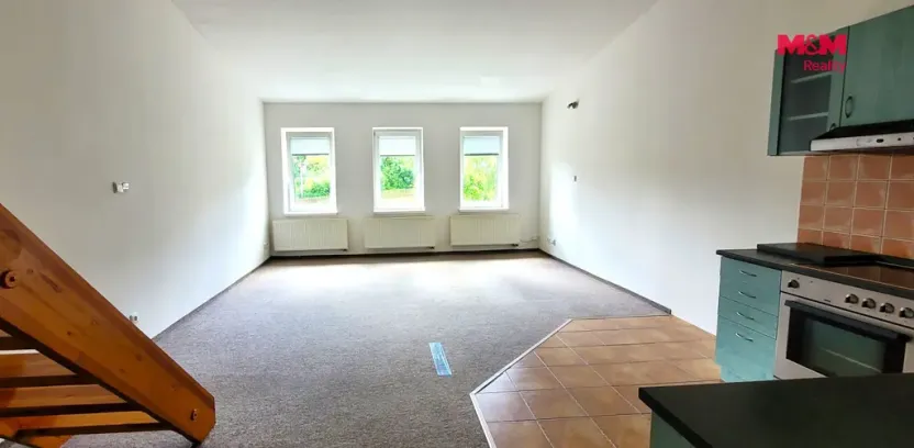 Pronájem bytu 1+kk, Smržovka, náměstí T. G. Masaryka, 40 m2