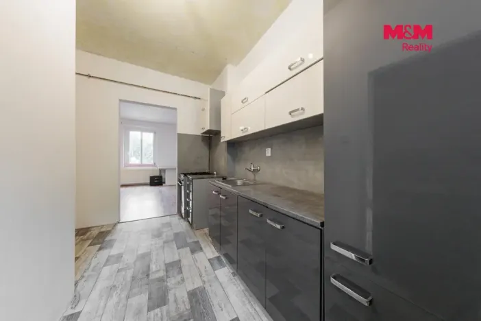 Prodej činžovního domu, Karlovy Vary - Dvory, 1. máje, 384 m2