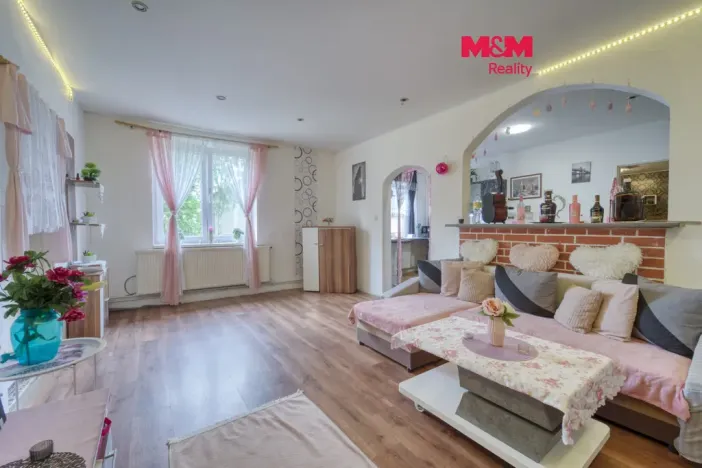 Prodej bytu 3+1, Teplá, Klášterní, 80 m2