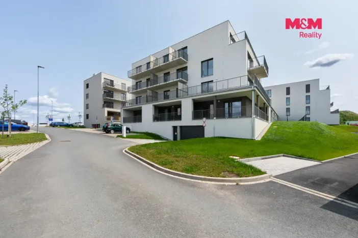 Pronájem bytu 2+kk, Plzeň, Safírová, 66 m2