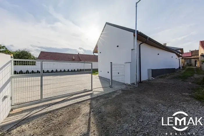 Prodej bytu 2+kk, Bystročice, 68 m2
