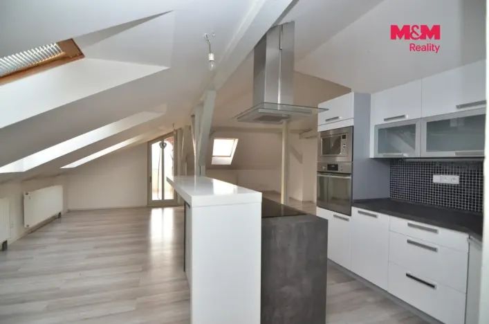 Pronájem bytu 3+kk, Poděbrady - Poděbrady III, Turinského, 98 m2